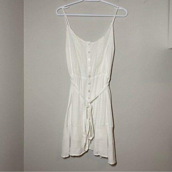 HEARTLOOM White Alisha Dress - Picture 4 of 8